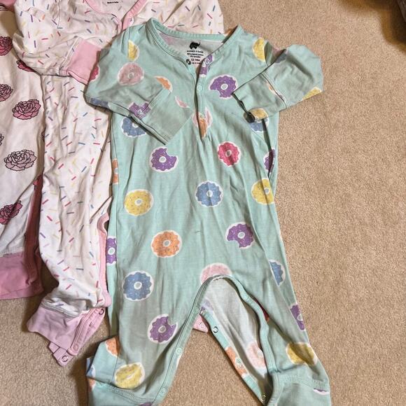 12-18M Monica and Andy Romper Bundle 4 Piece Roses, Sprinkles, Macaroons, Donuts - Picture 5 of 12